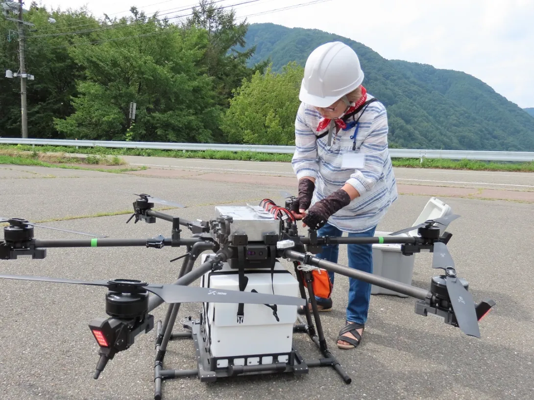 ドローンの修理